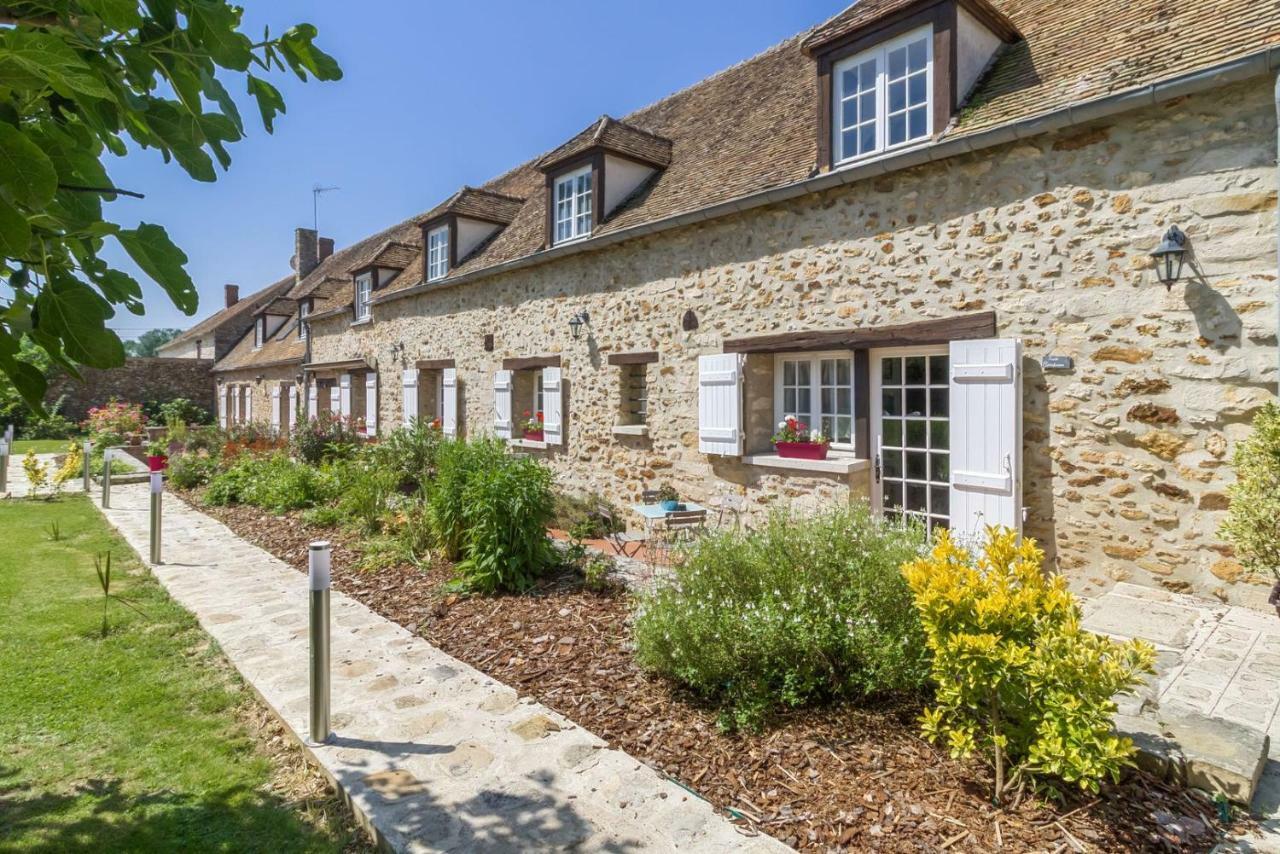 Domaine Des Trois Chateaux Apartment Moisenay Exterior photo